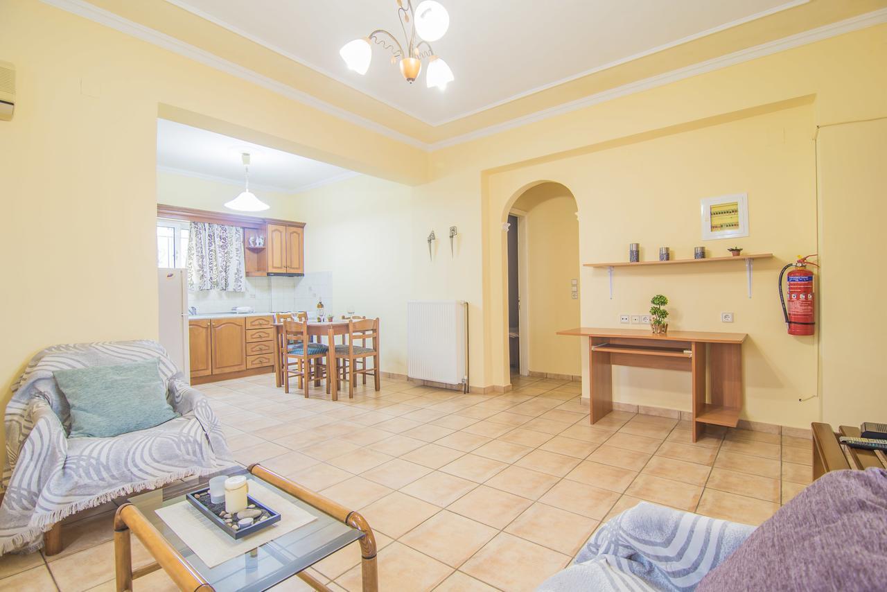 Tonia Apartments Zakynthos Town Exterior photo