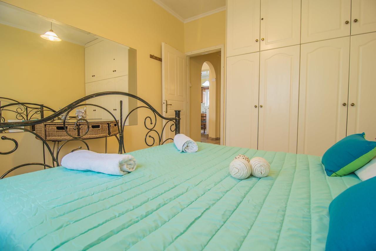 Tonia Apartments Zakynthos Town Exterior photo
