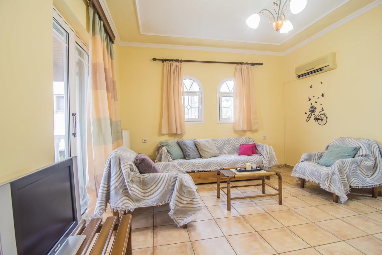 Tonia Apartments Zakynthos Town Exterior photo