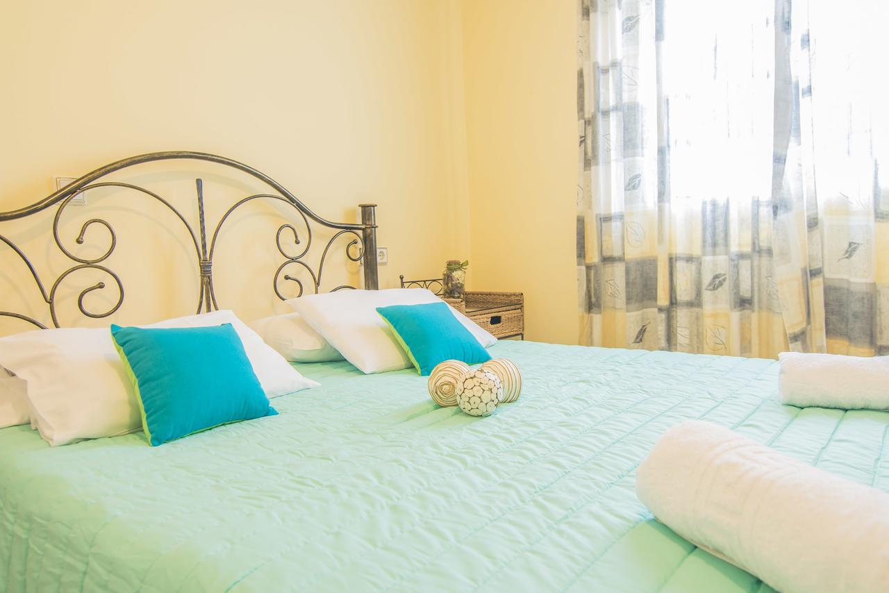 Tonia Apartments Zakynthos Town Exterior photo